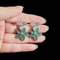 Stunning Emerald Green Earrings
