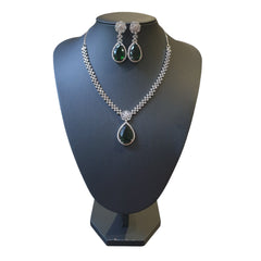 Emerald Green Necklace Set with Tikka