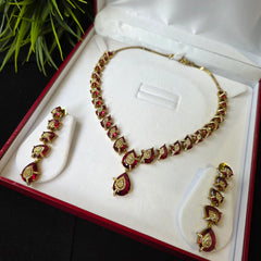 Ayra - Red Garnet Gold Necklace Set With Earrings