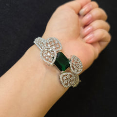 Emerald Green Openable Bangle