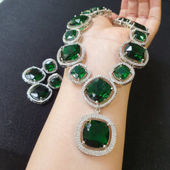Emerald Green Necklace Set