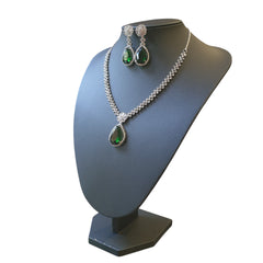 Emerald Green Necklace Set with Tikka