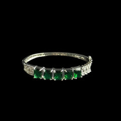 Emerald Green Openable Bangle