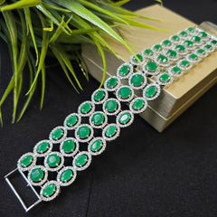 Feva - Stunning Emerald Green Bracelet