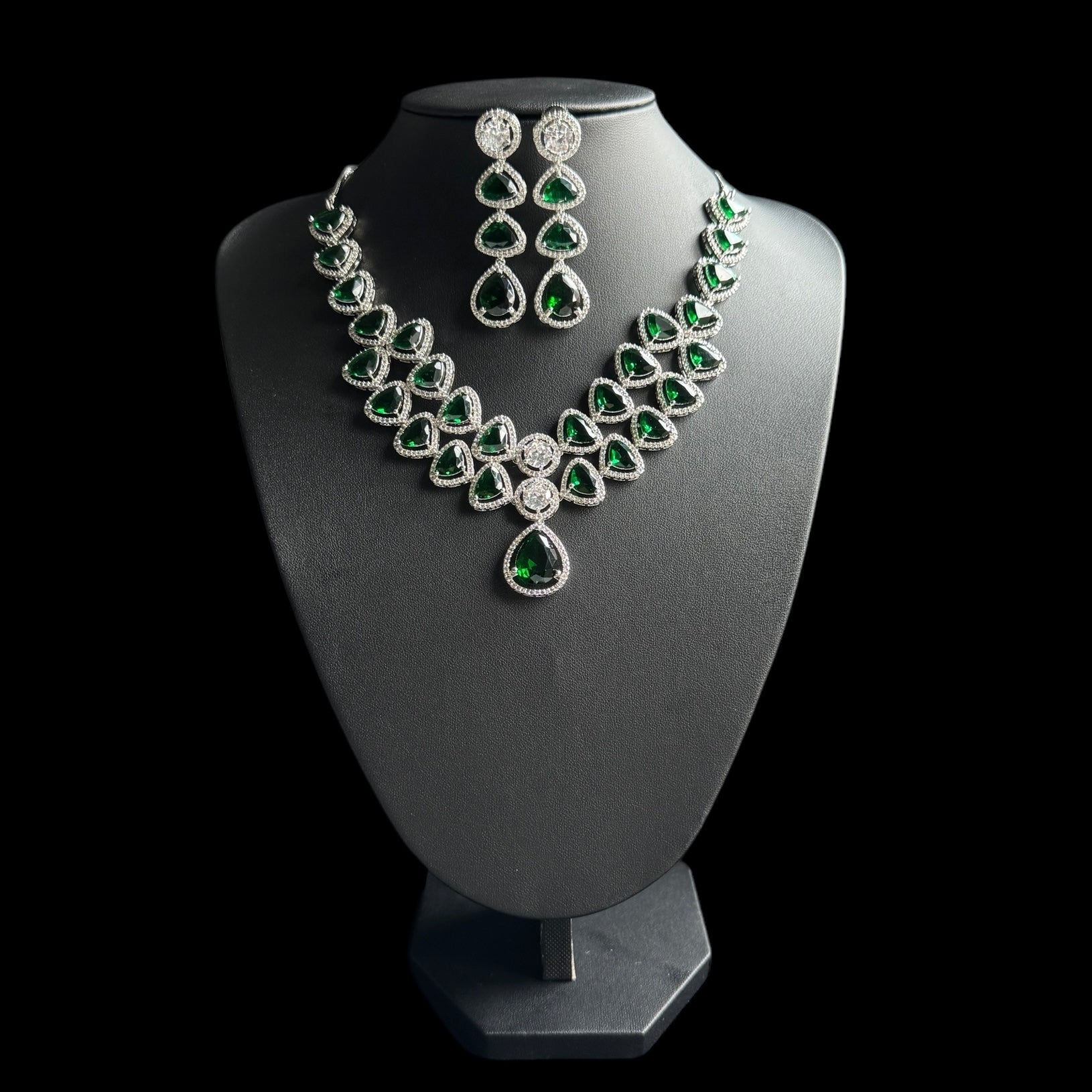 Emerald Green Necklace Set