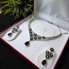 Iriana - Floral Black Stones Silver Necklace Set With Earrings