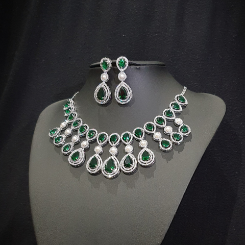 Emerald Green Necklace Set