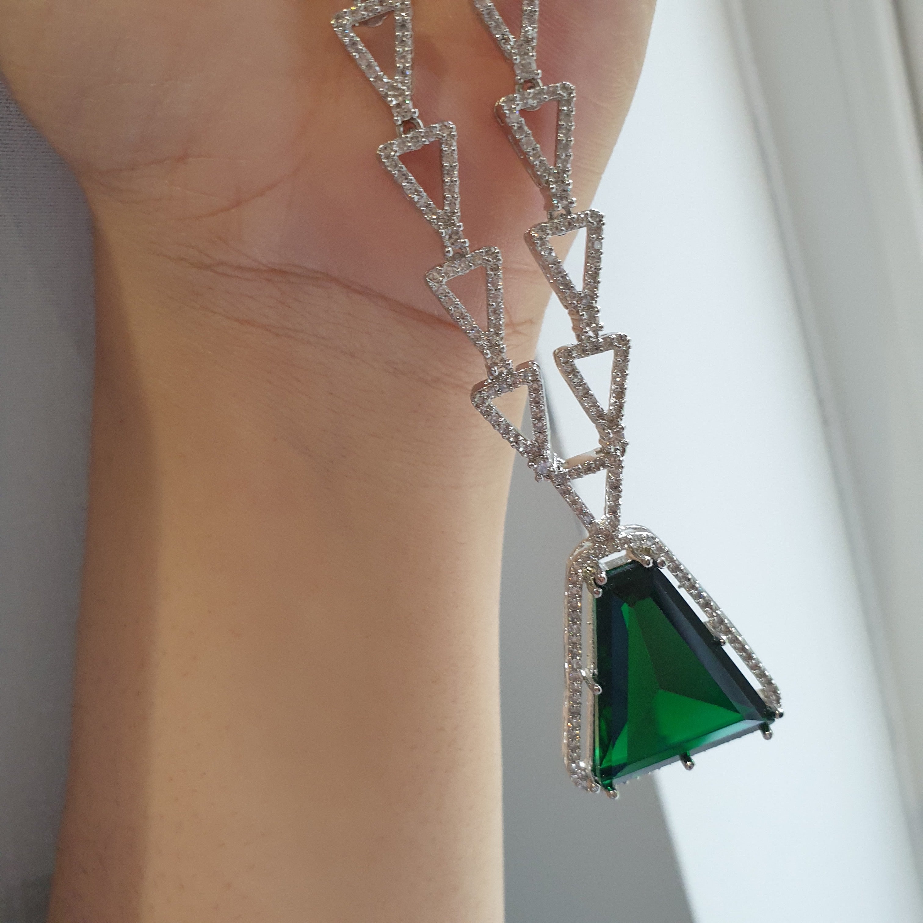 Triangular Cut Emerald Necklace Set