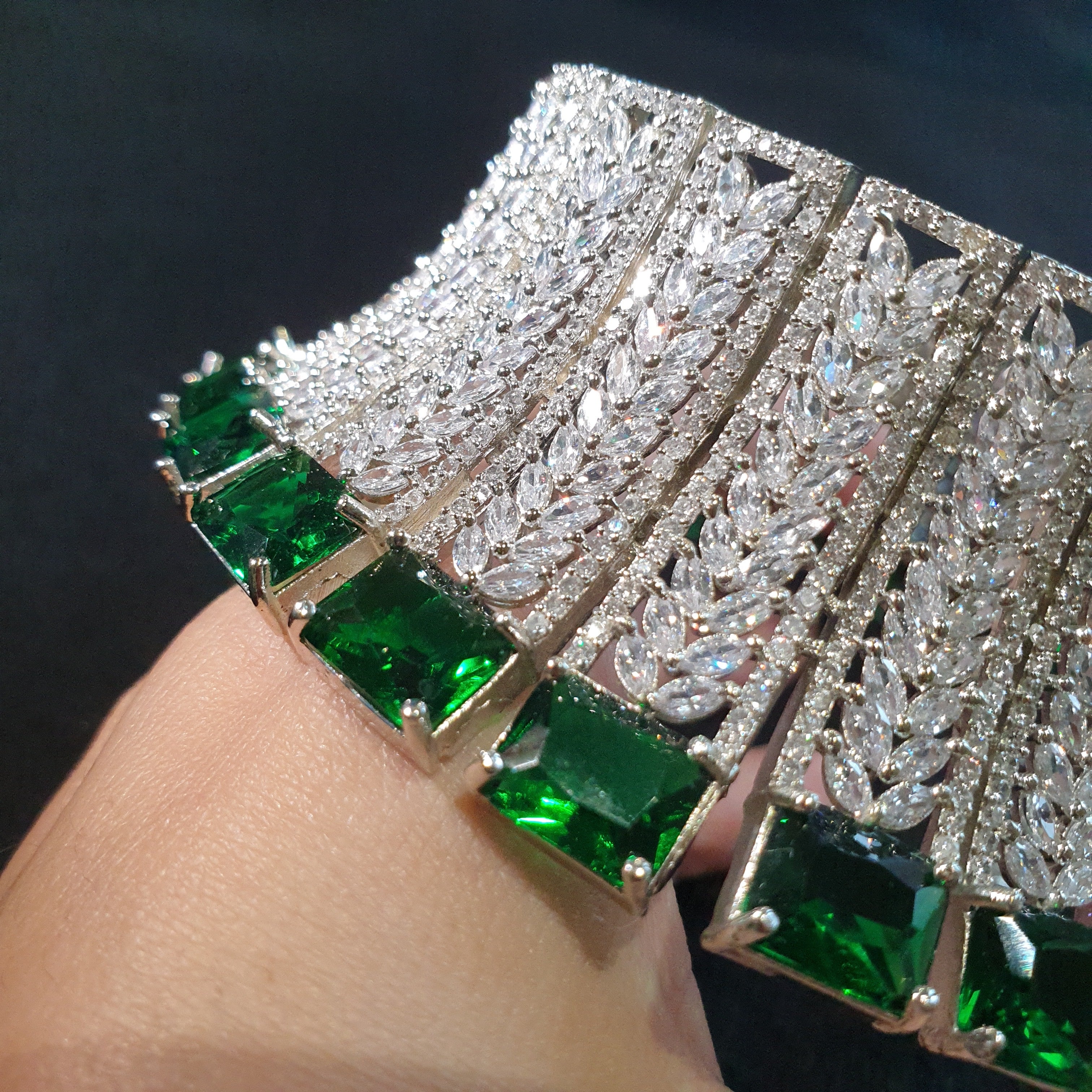 Emerald Green Choker Set