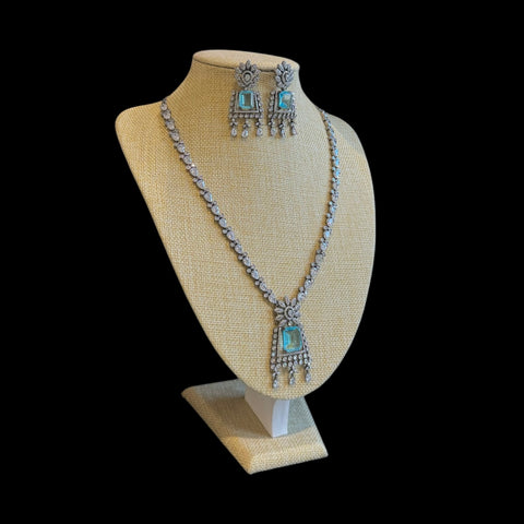 Aquamarine Necklace Set