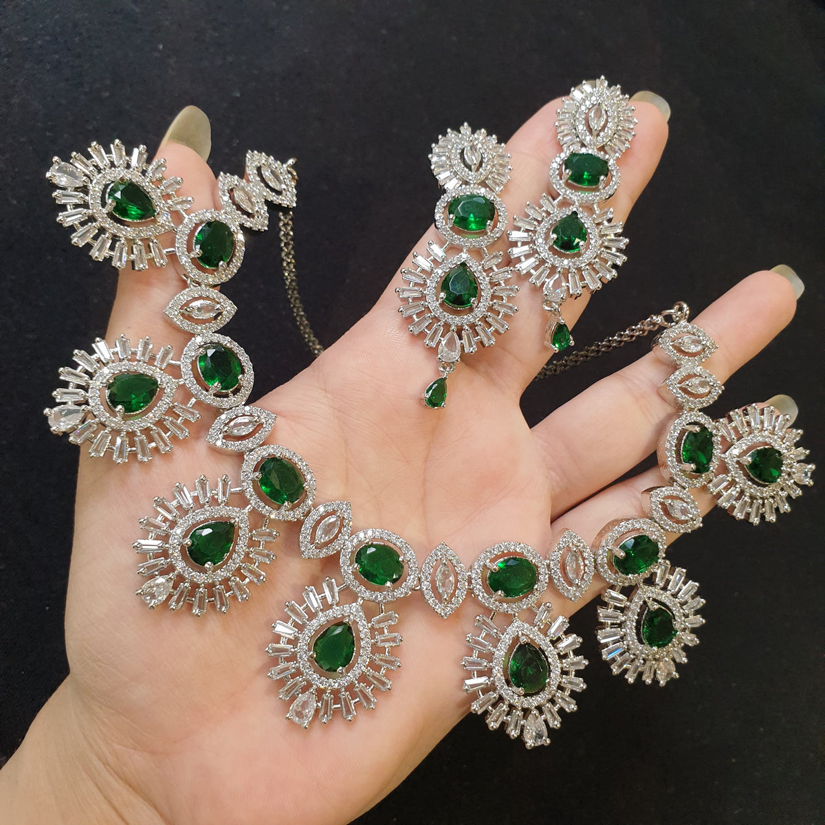 Emerald Green Necklace Set