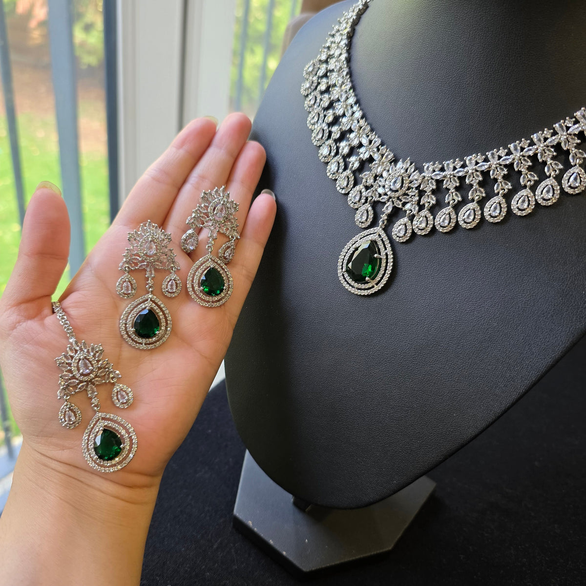 Emerald Green Necklace Set