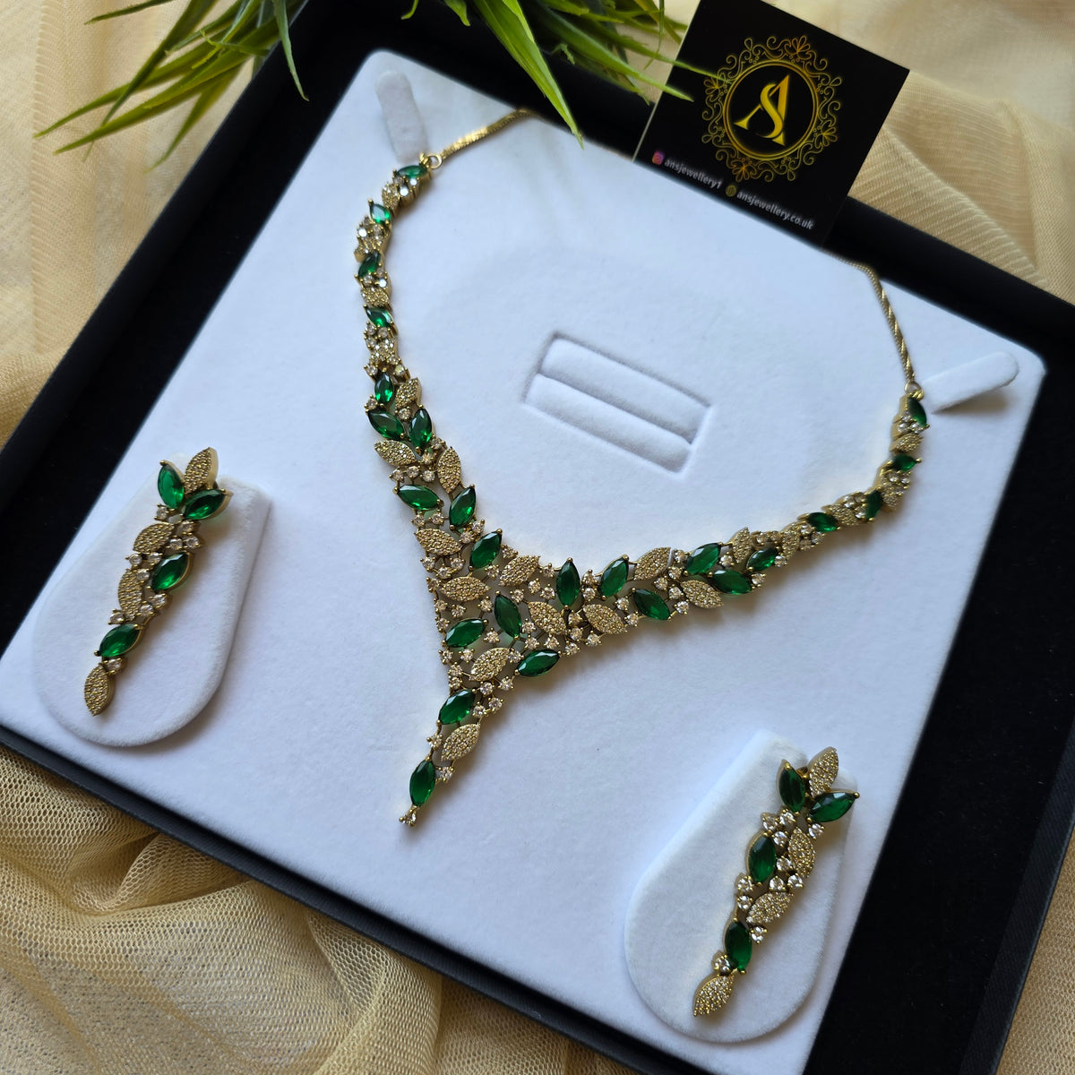 Jina - Bespoke Emerald Green Gold Necklace Set With Earrings