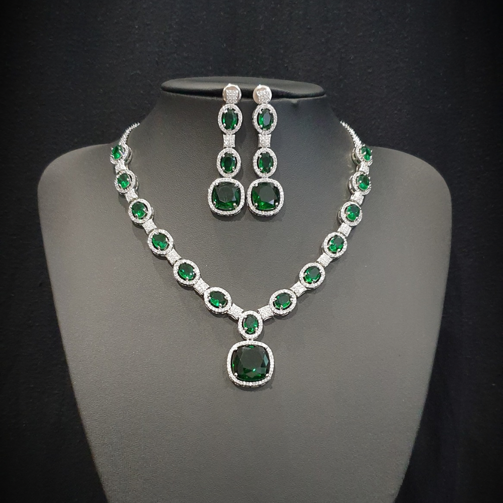 Emerald Green Necklace Set