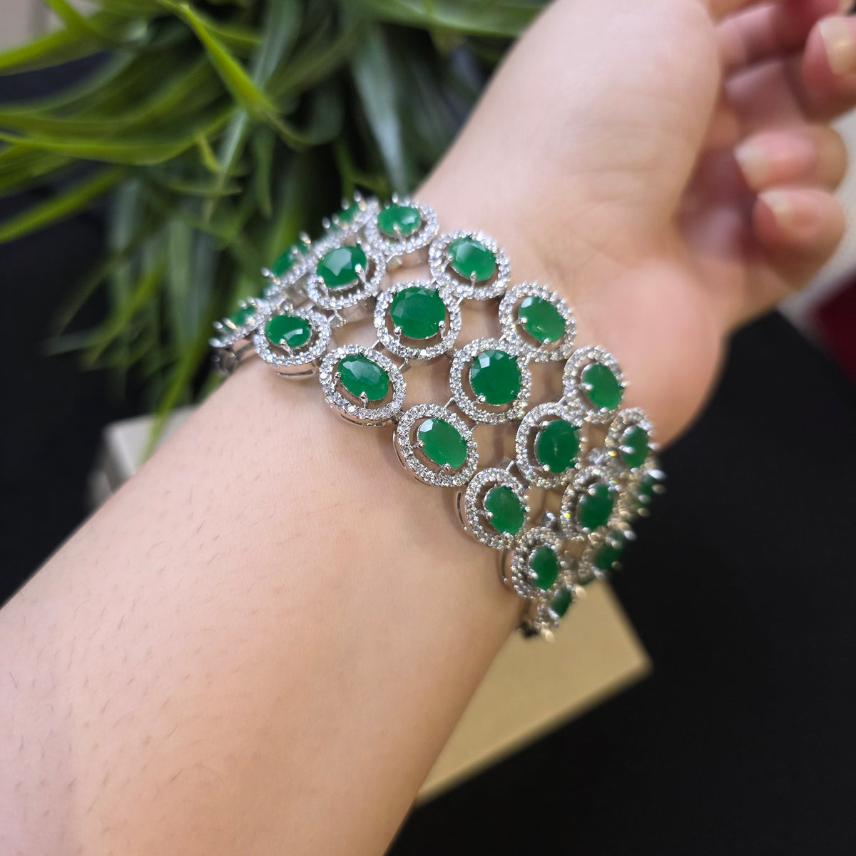Feva - Stunning Emerald Green Bracelet