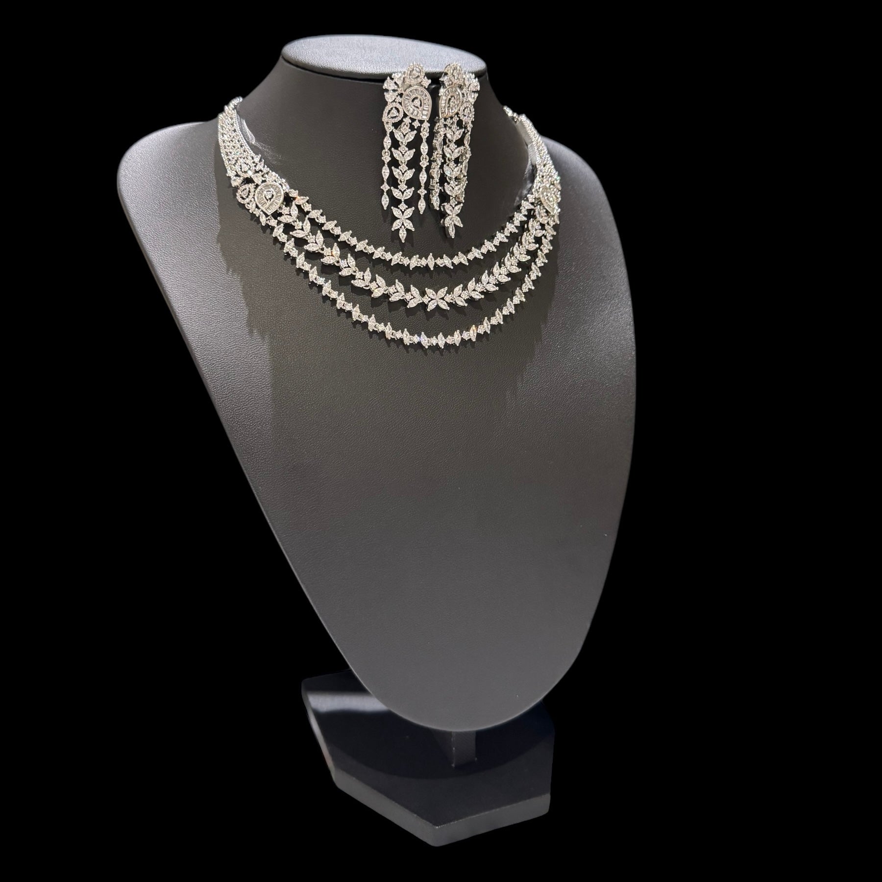 White Gold Plated Necklace Set