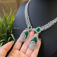 Clara - Emerald Green Silver Necklace Set with Earrings