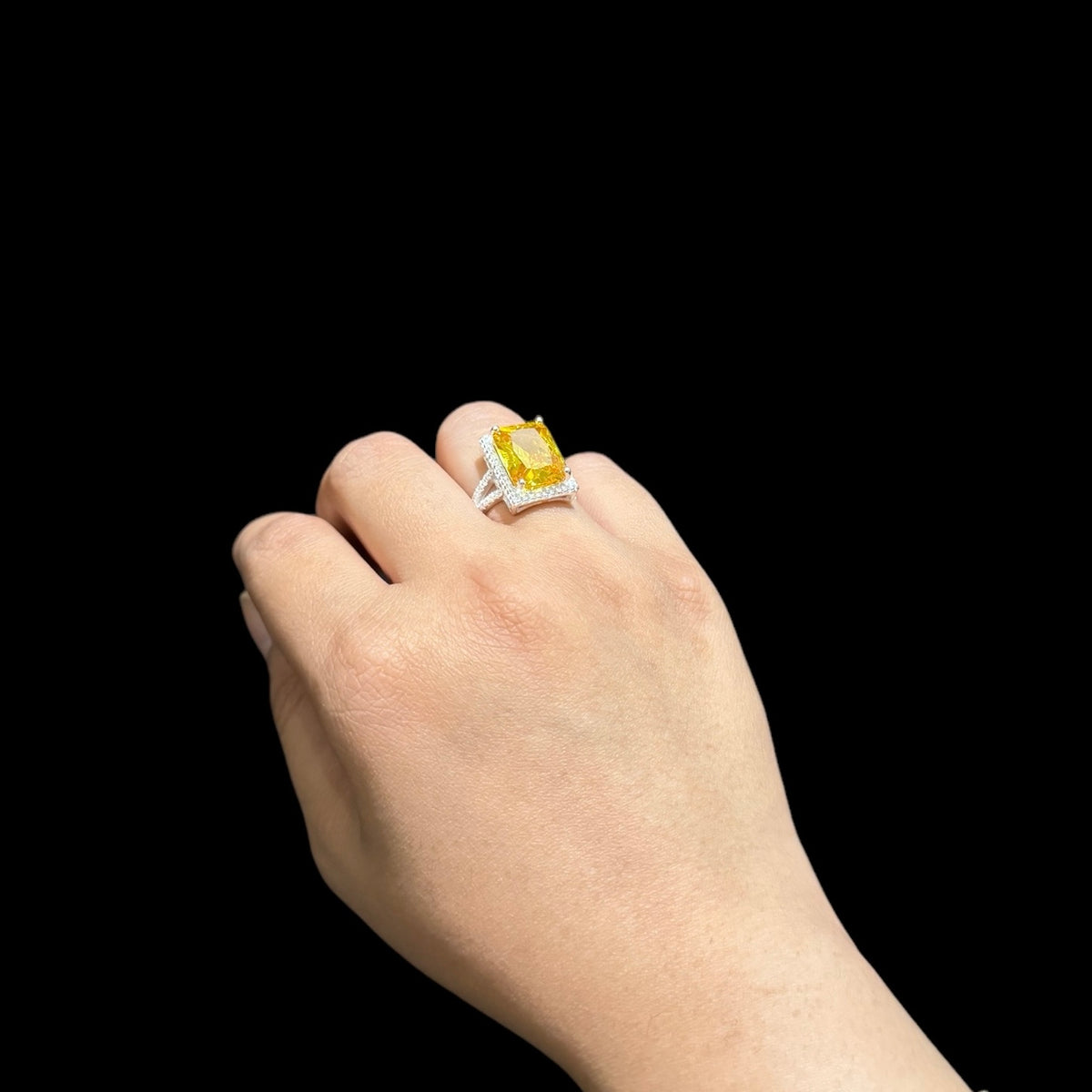 925 Silver Womens Ring With Lab Made Yellow Topaz (Size: M)