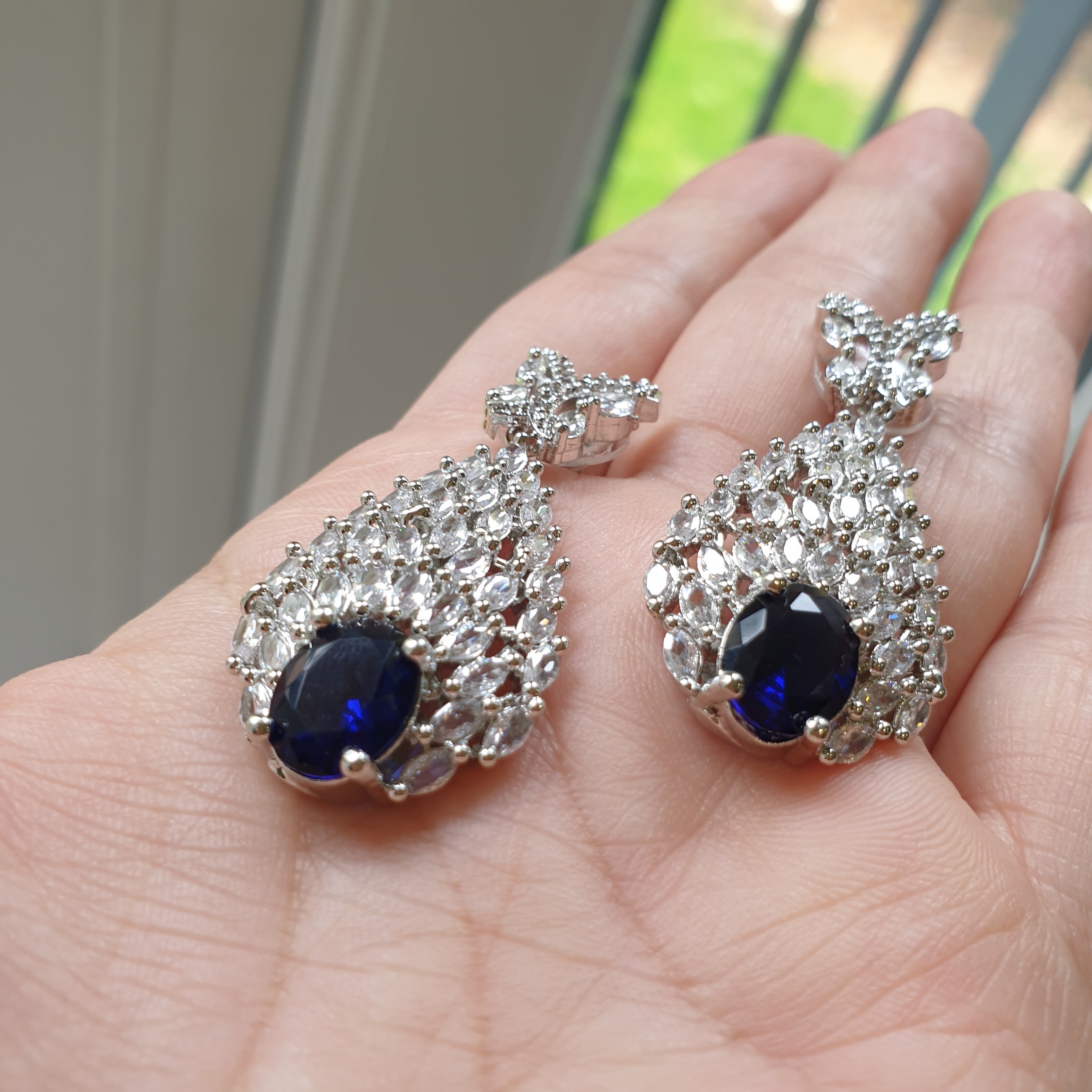 Blue Sapphires Necklace Set