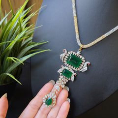 Elanor - Emerald Gold Pendant Set with Earrings