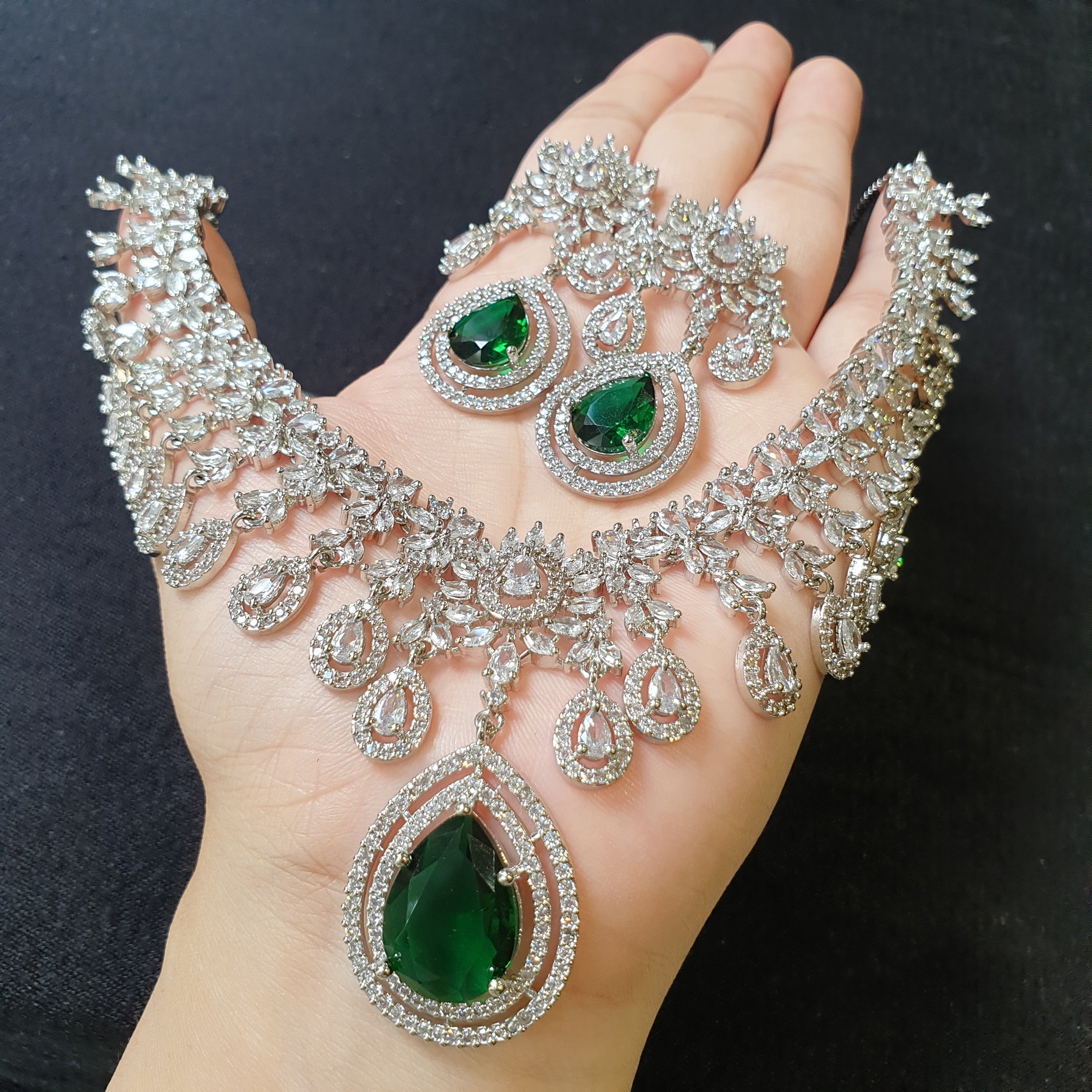 Emerald Green Necklace Set