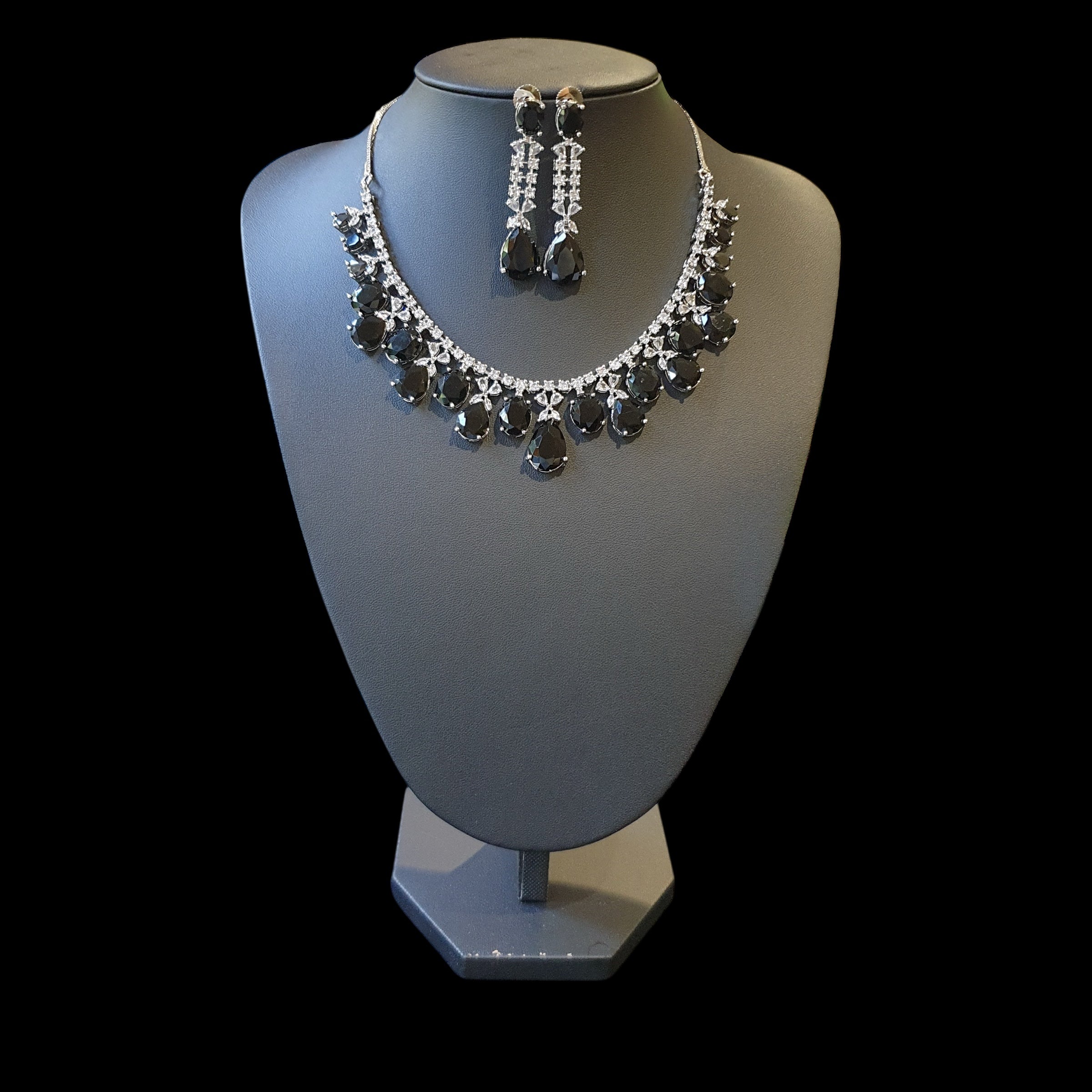 Black Quartz Necklace Set