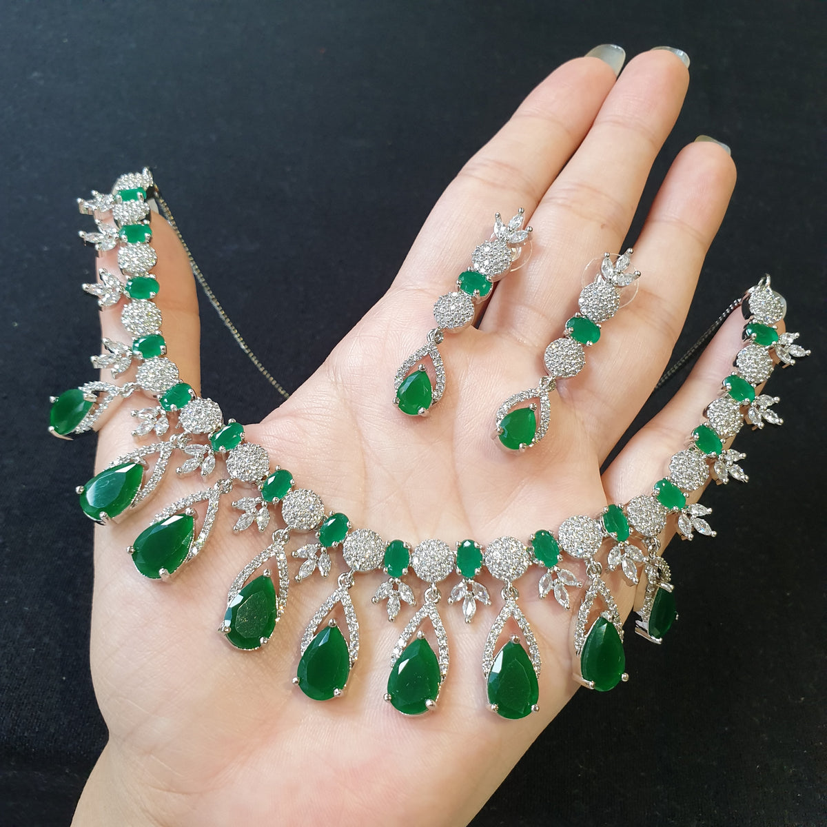 Emerald Green Necklace Set