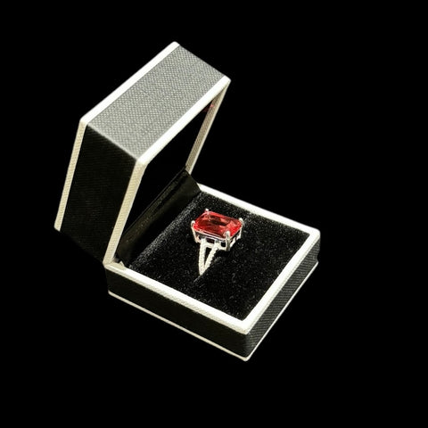 925 Silver Womens Ring With Lab Made Red Garnet (Size: M)