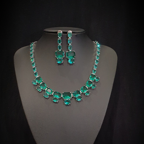 Green Topaz Necklace Set