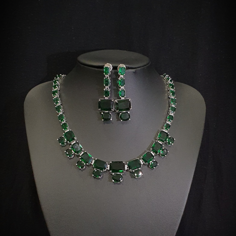 Emerald Green Necklace Set