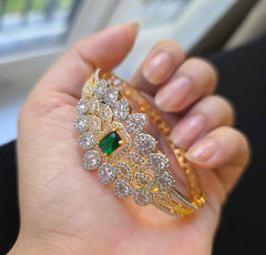 Stunning Openable Bangle