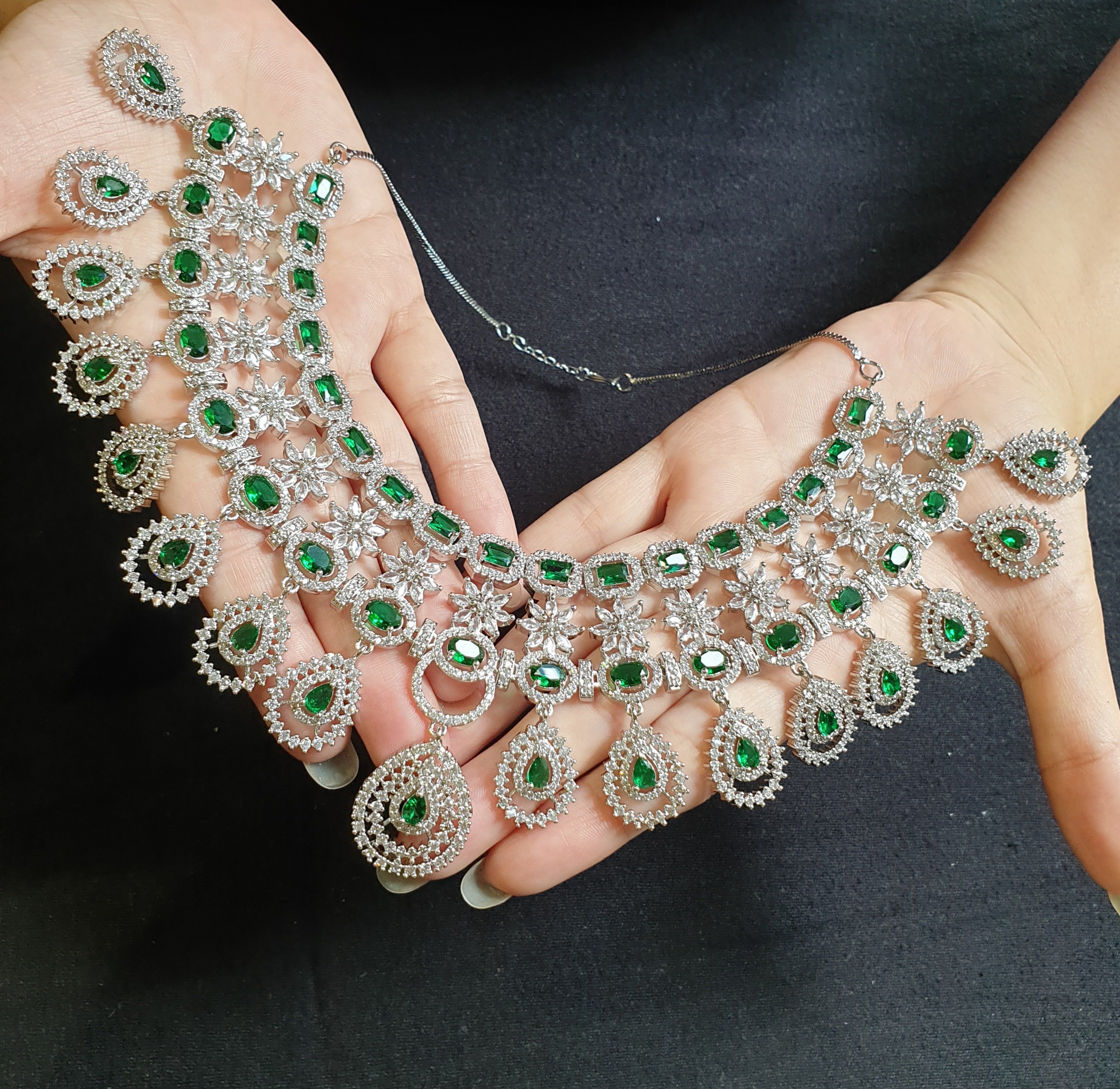 Emerald Green Necklace Set