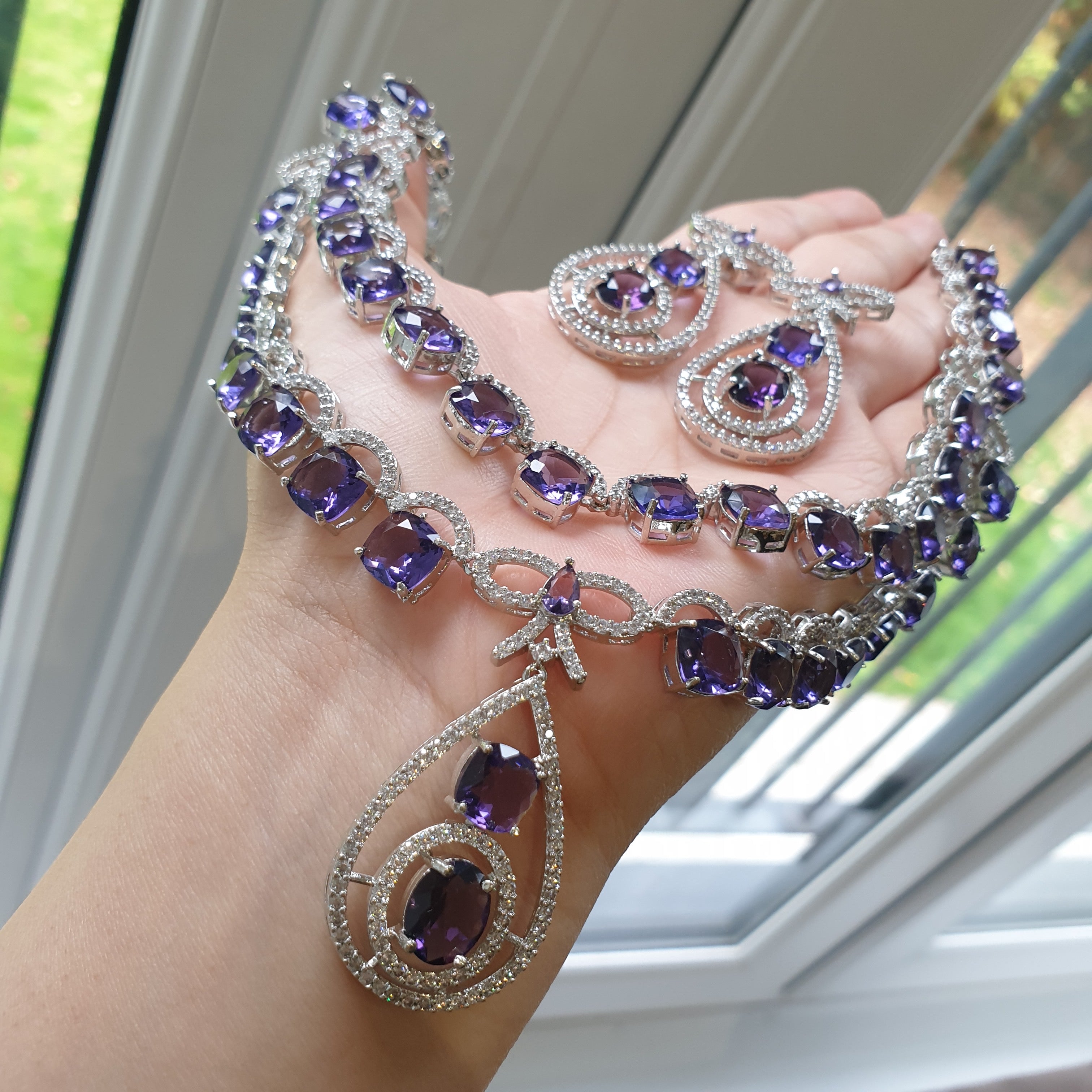 Stunning Purple Amethysts Necklace Set