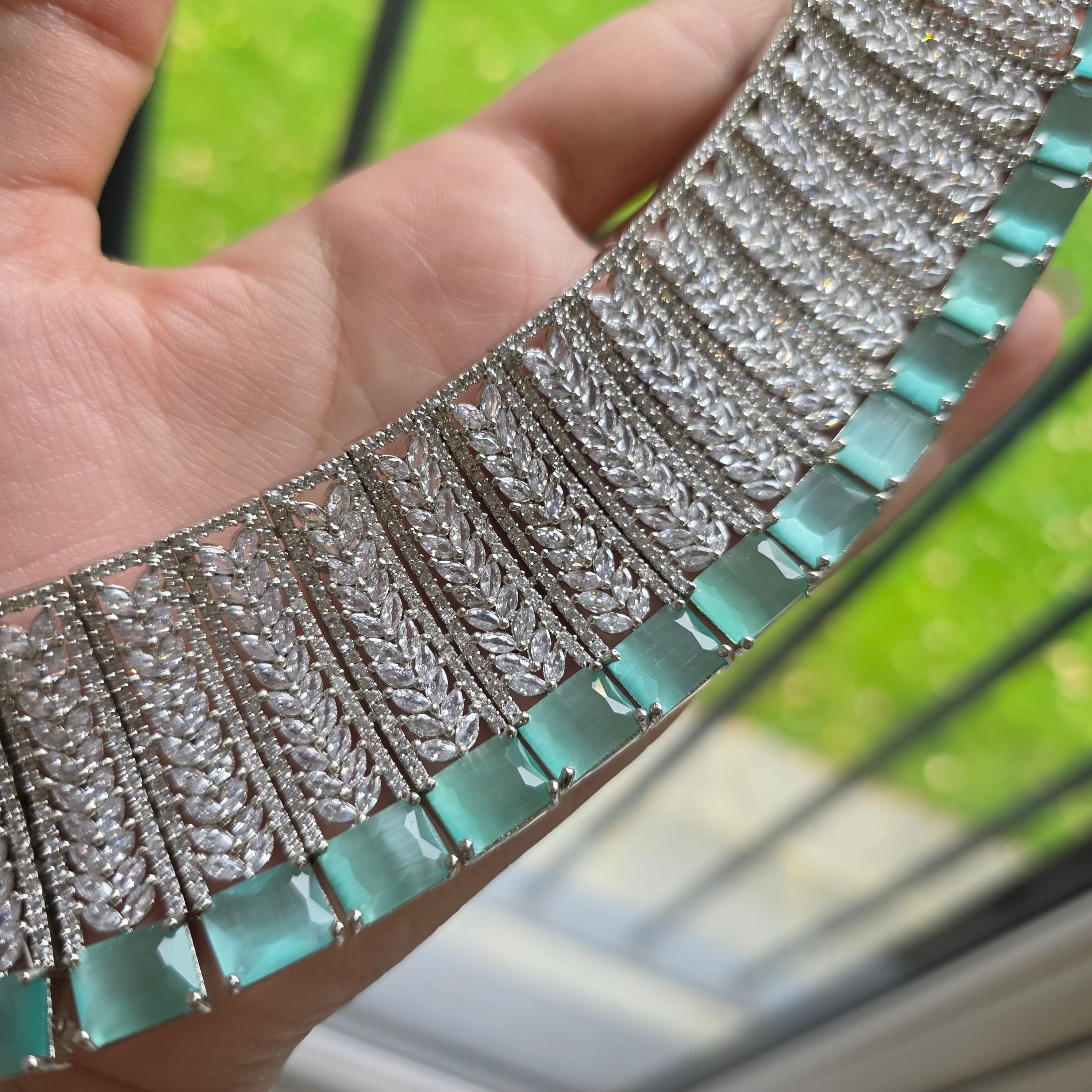 Stunning Mint Quartz Choker Set