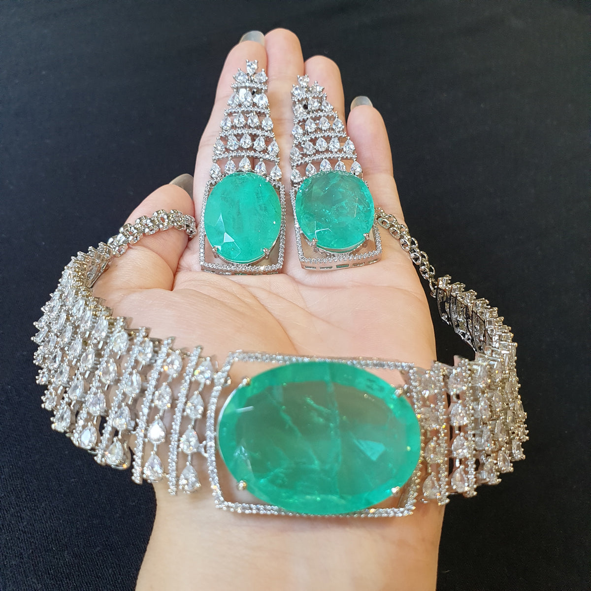 Light Emerald Green Doublet Stone Necklace Set