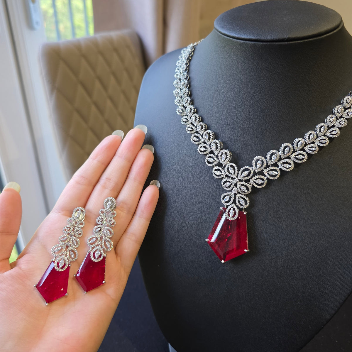 Ava - Ruby Red Necklace Set