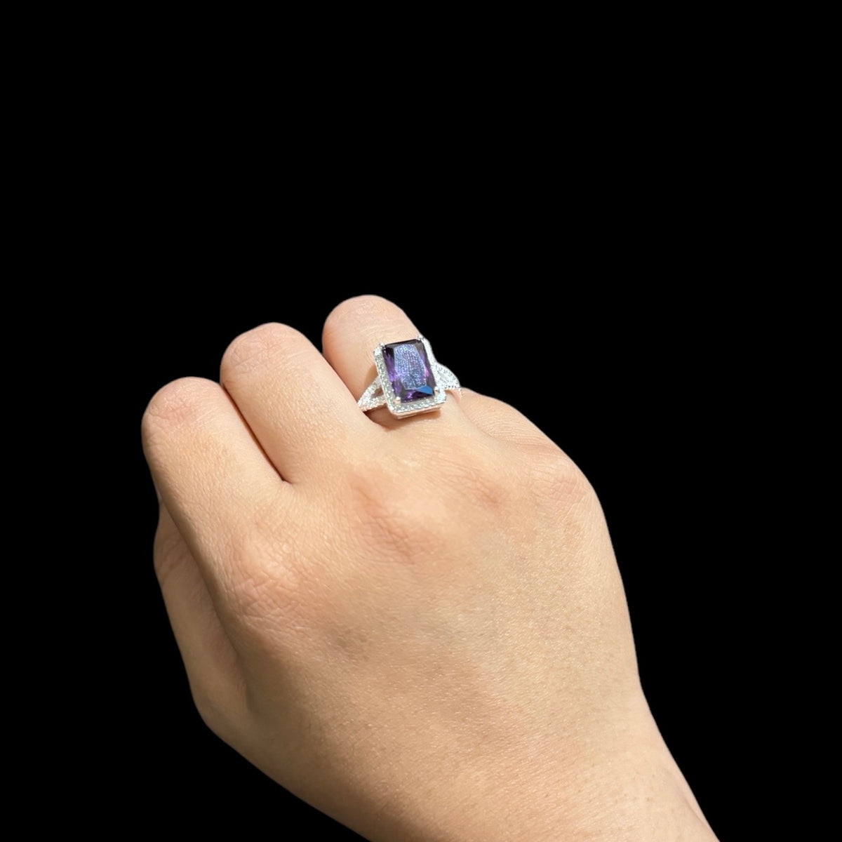 925 Silver Womens Ring With Lab Made Purple Amethyst (Size: M)