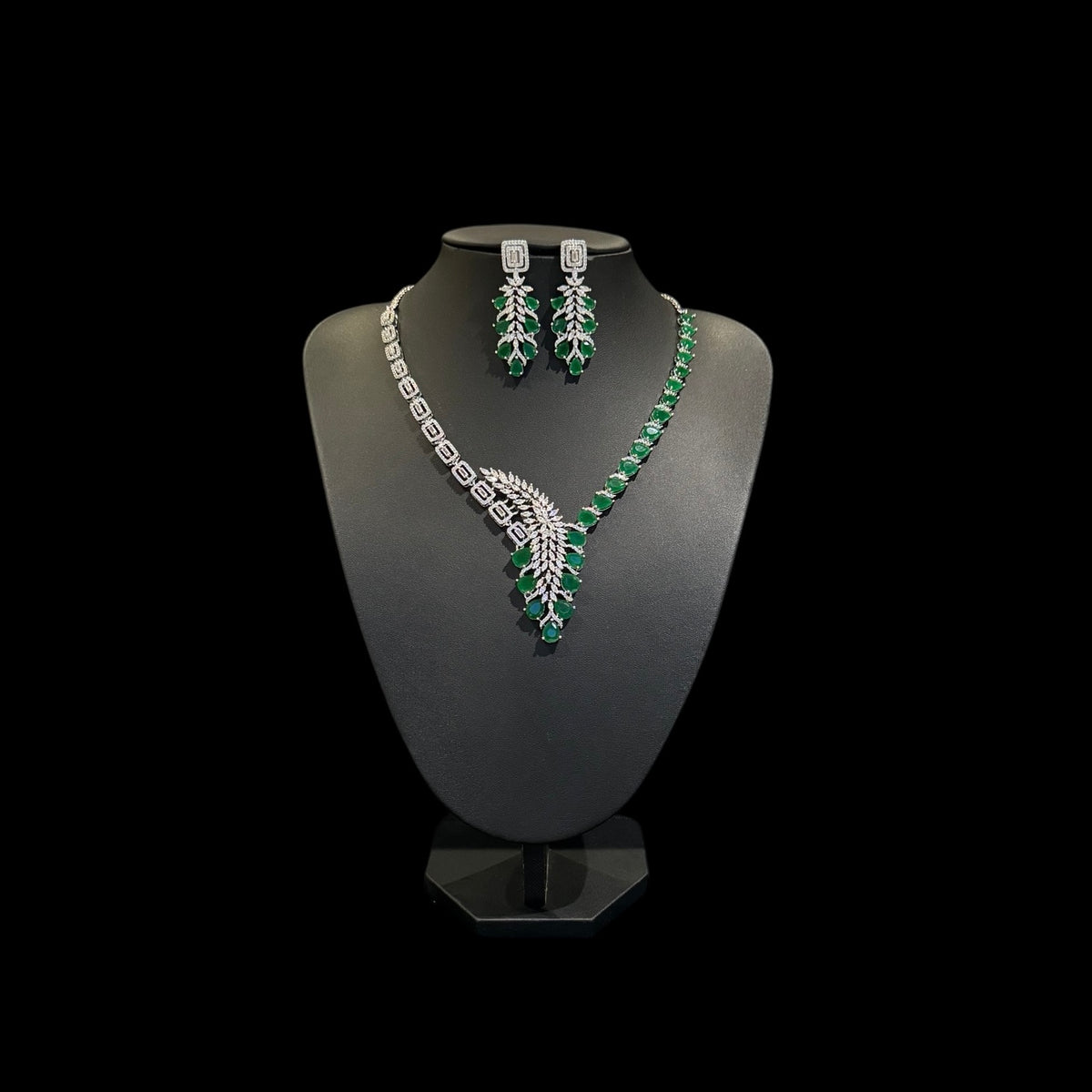 Emerald Green Necklace Set