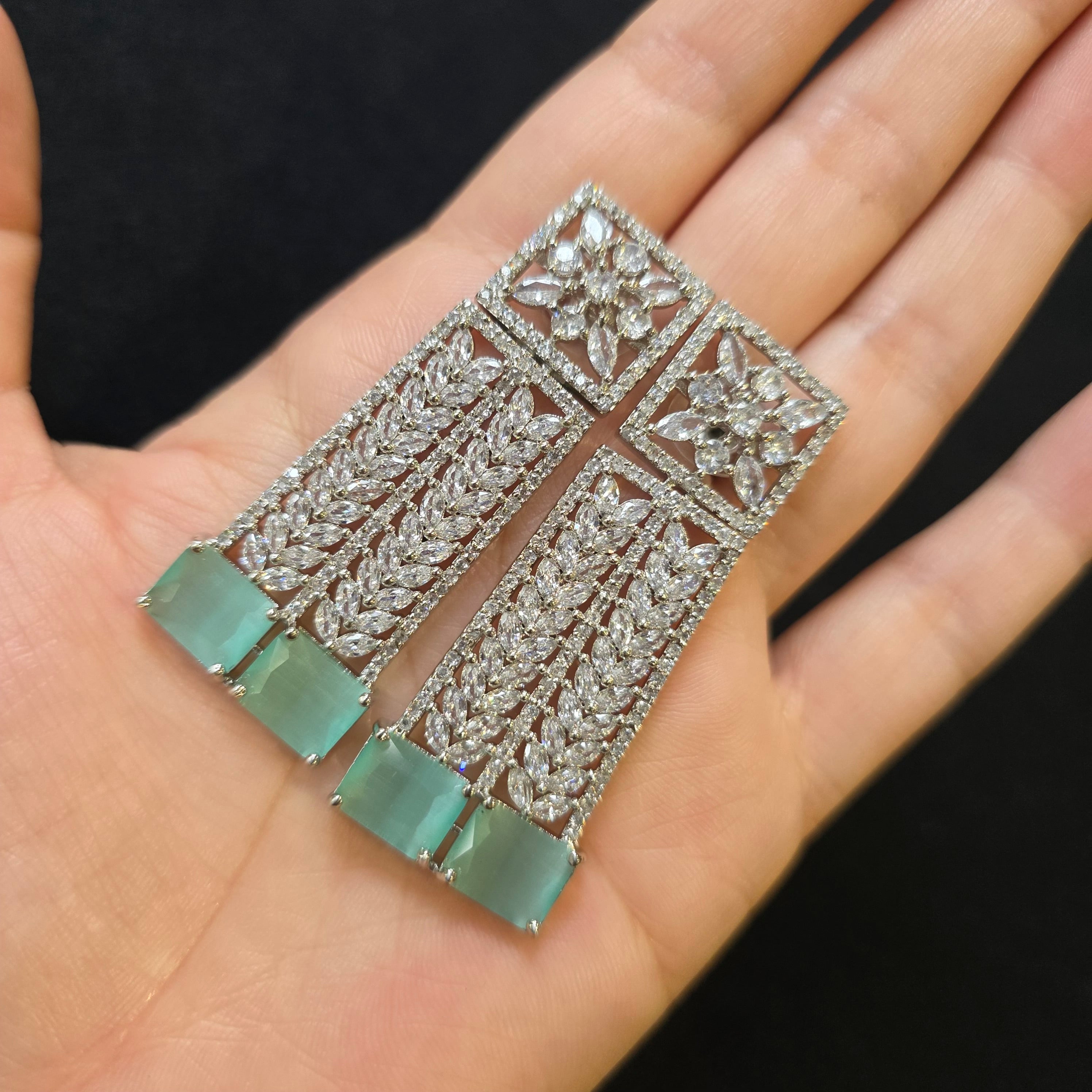 Stunning Mint Quartz Choker Set