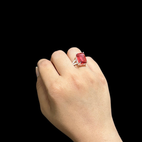 925 Silver Womens Ring With Lab Made Red Garnet (Size: M)