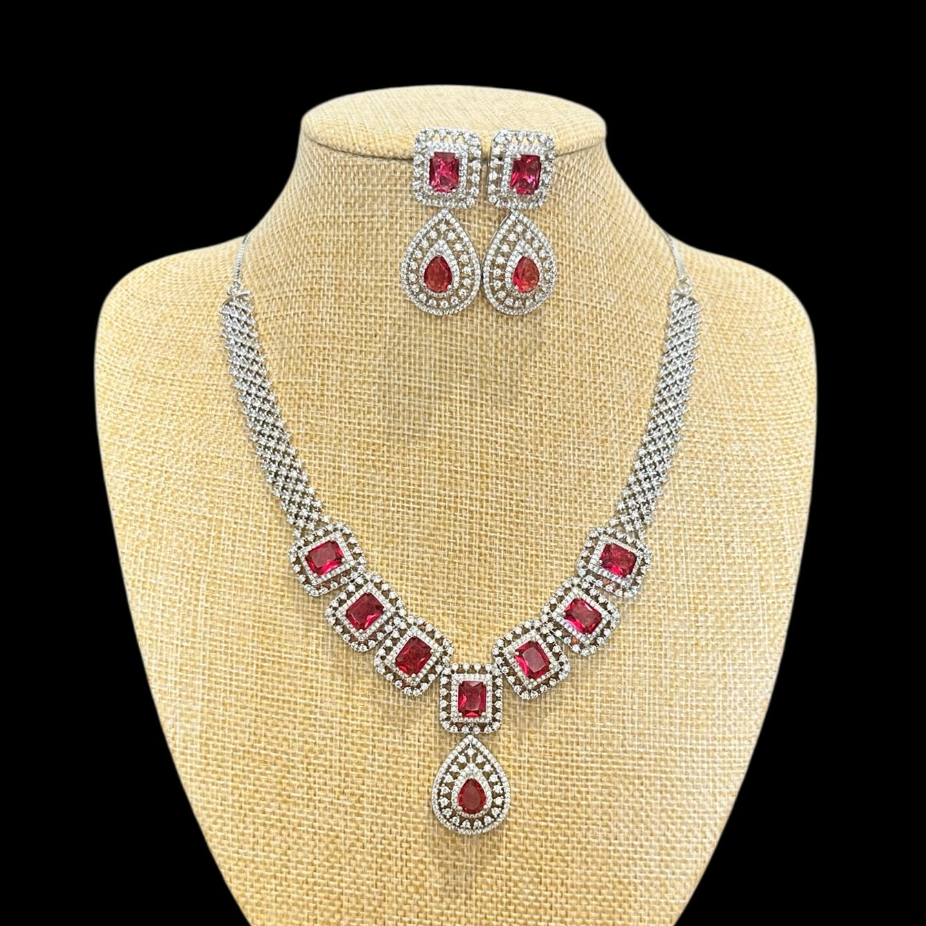 Light Red Garnets Necklace Set