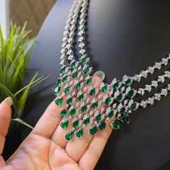 Lina - Emerald White Gold Necklace Set