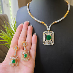 Suri - Bespoke Emerald Green Gold Necklace Set with Earrings