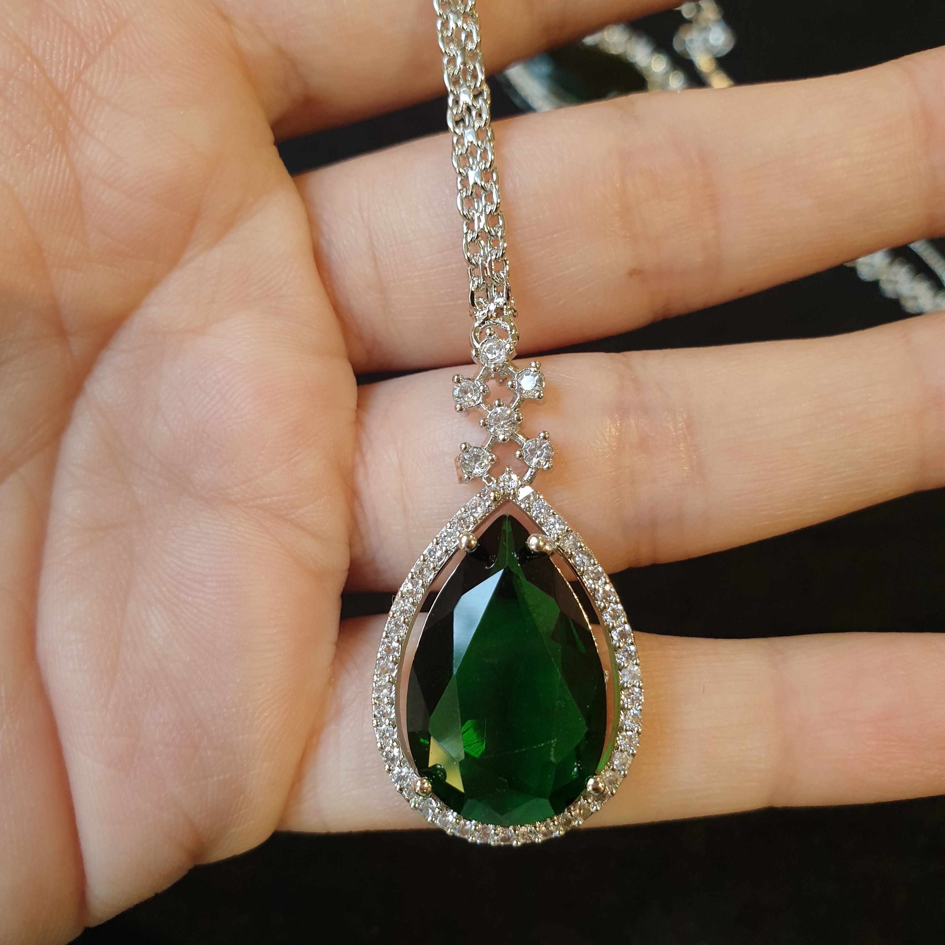 Emerald Green Necklace Set with Tikka