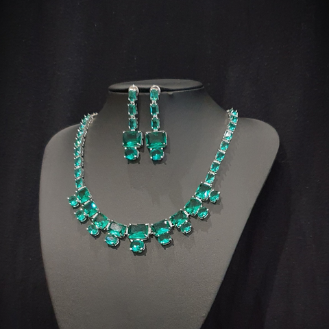 Green Topaz Necklace Set