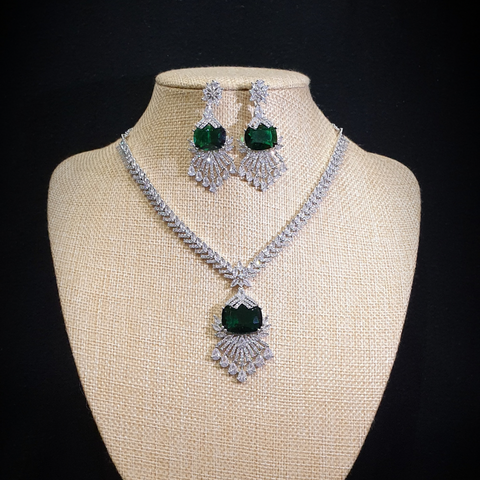 Emerald Green Necklace Set