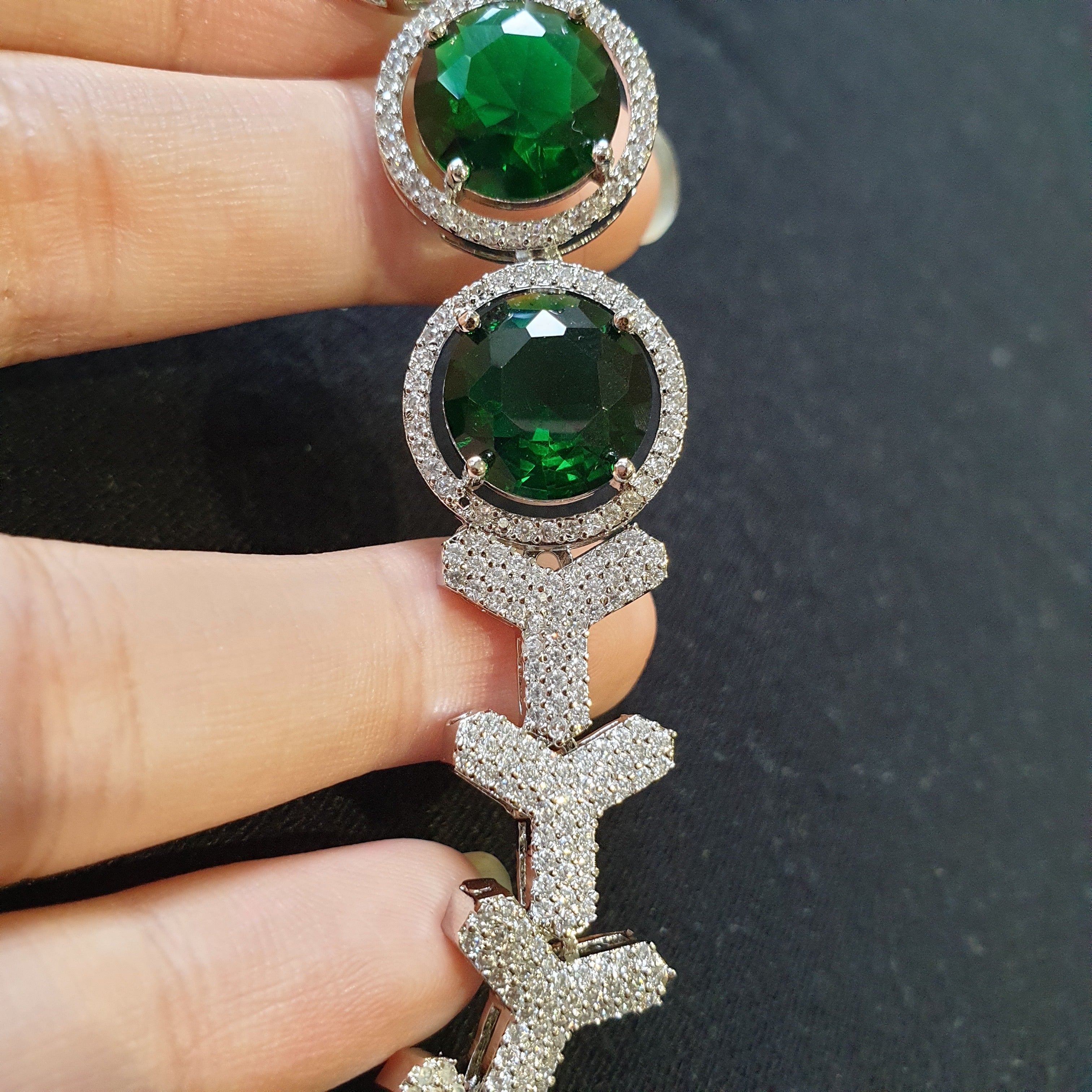 Elegant Emerald Green Necklace Set
