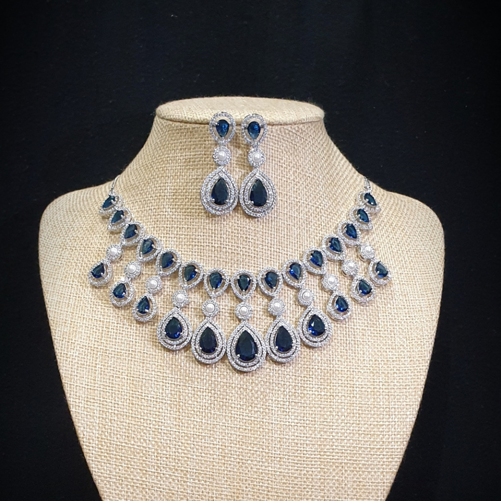 Blue Sapphires Necklace Set