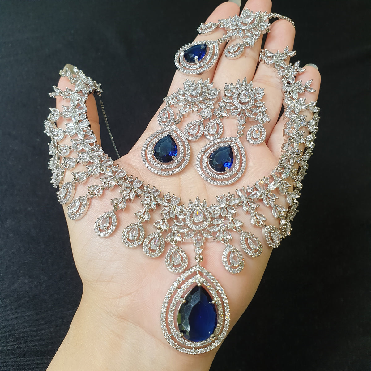 Blue Sapphire Necklace Set