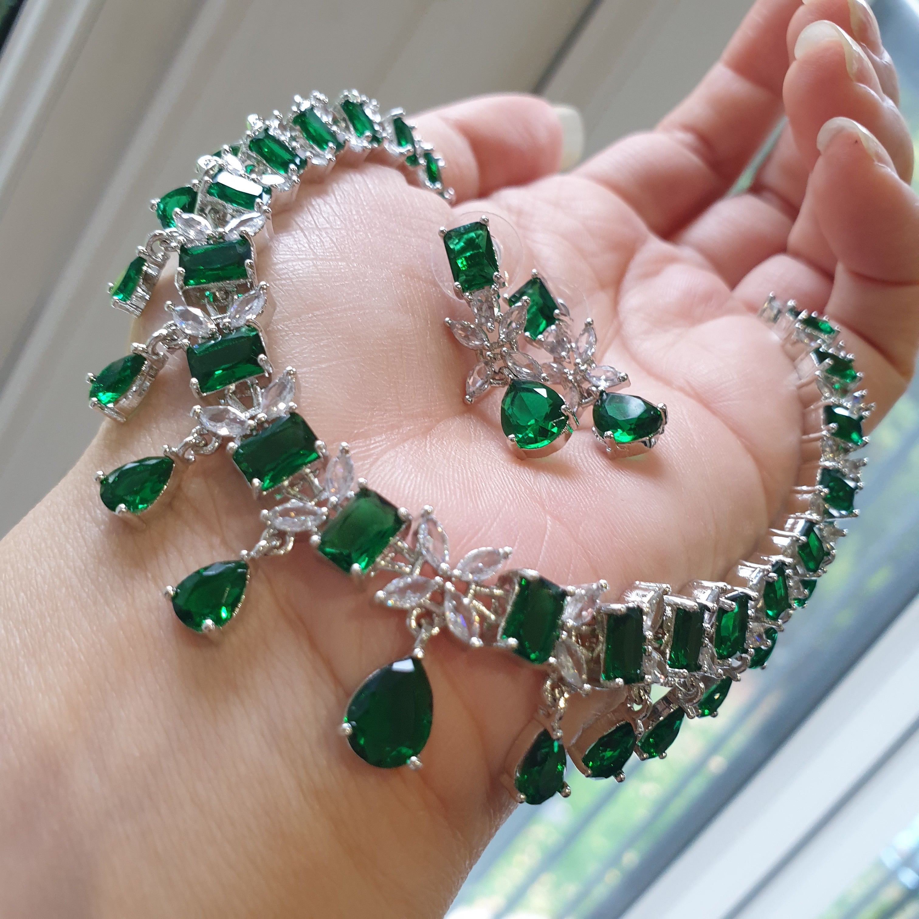 Emerald Green Necklace Set